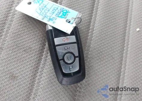 2019 Ford Fusion S z USA, uszkodzony, nr VIN 3FA6P0G76KR233267